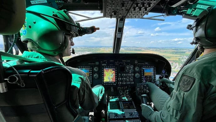 LR_Universal Avionics completes first test flight of interactive Flight Management System